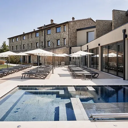 Borgo Lanciano & Hotel 4*