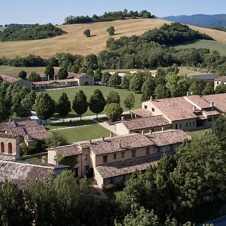 Borgo Lanciano 4* Castelraimondo