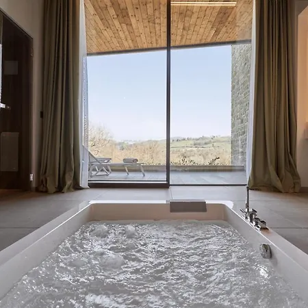 Borgo Lanciano & 4*