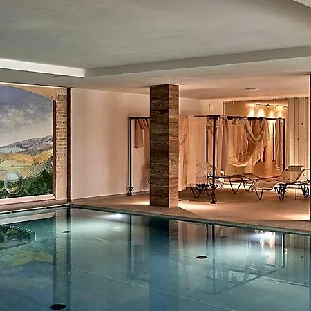 Borgo Lanciano & 4*