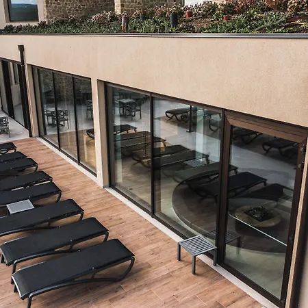 Borgo Lanciano & 4* Castelraimondo