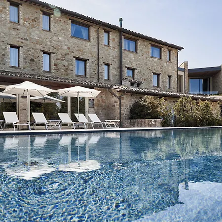 Borgo Lanciano & Szálloda Castelraimondo