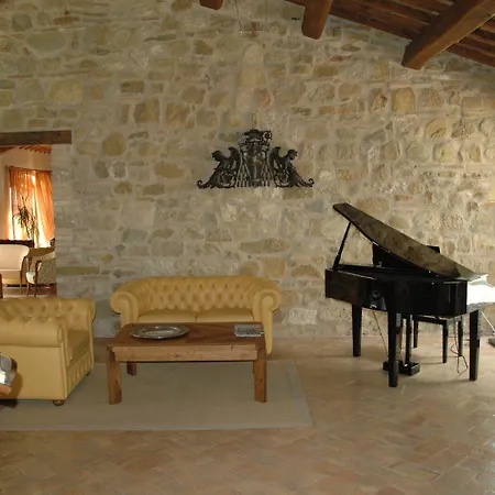 Szálloda Borgo Lanciano & Castelraimondo