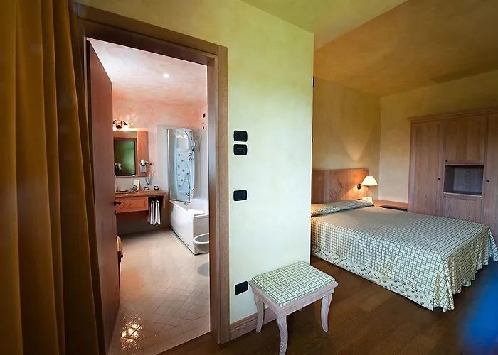 Borgo Lanciano Hotel Castelraimondo